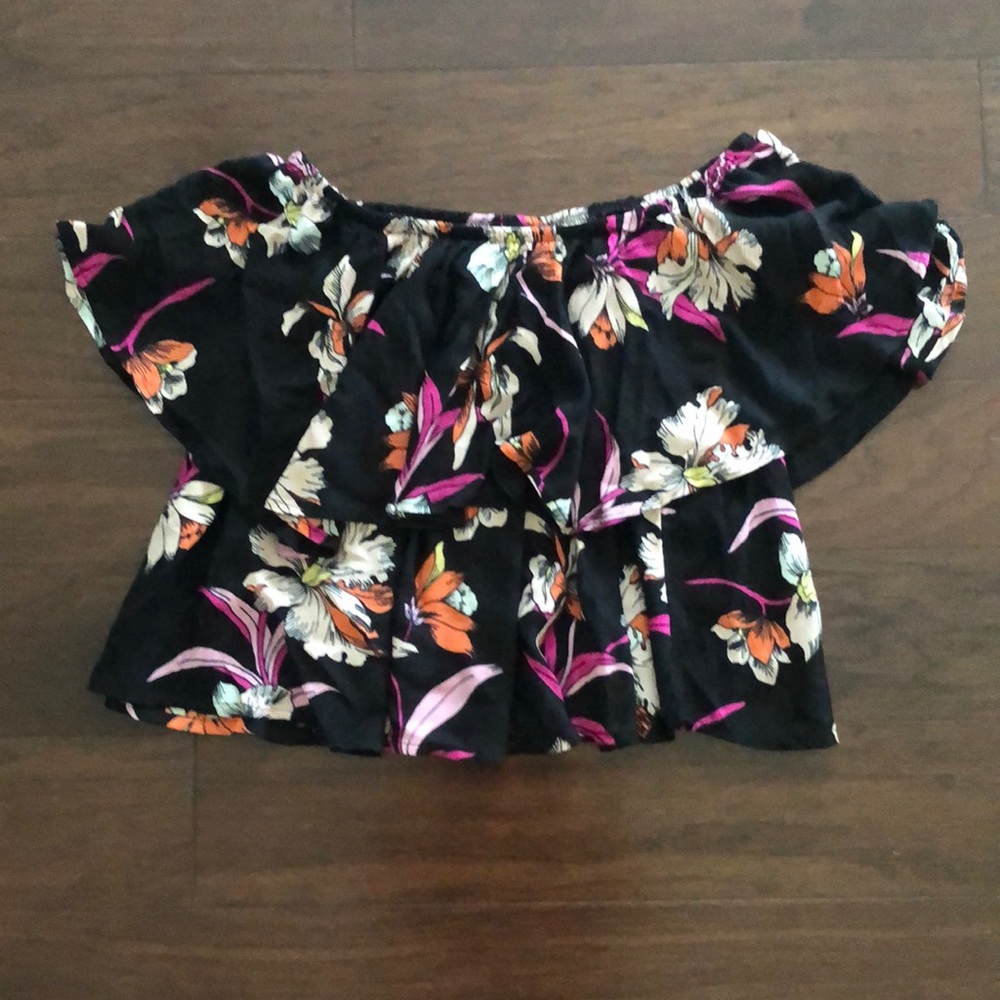 Japna off the shoulder floral top size S